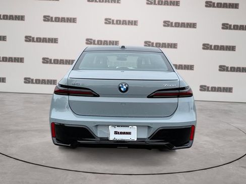New 2026 BMW 750e xDrive AWD/4WD image 4