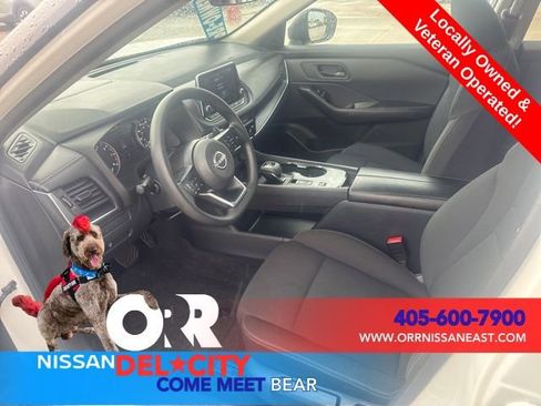 Used 2024 Nissan Rogue S FWD image 13