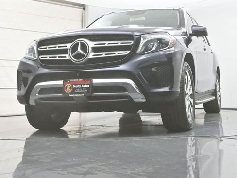 Used 2018 Mercedes-Benz GLS 450 4MATIC image 29