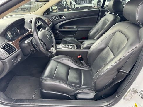 Used 2014 Jaguar XK Coupe image 11