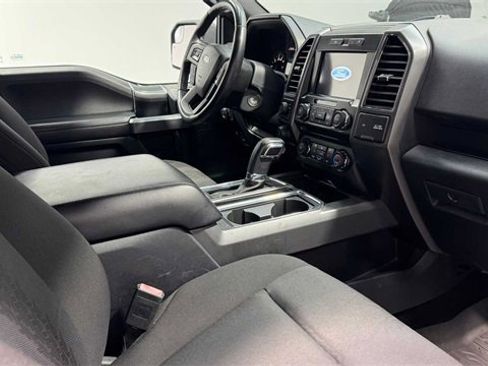Used 2018 Ford F150 XLT w/ Equipment Group 302A Luxury image 13