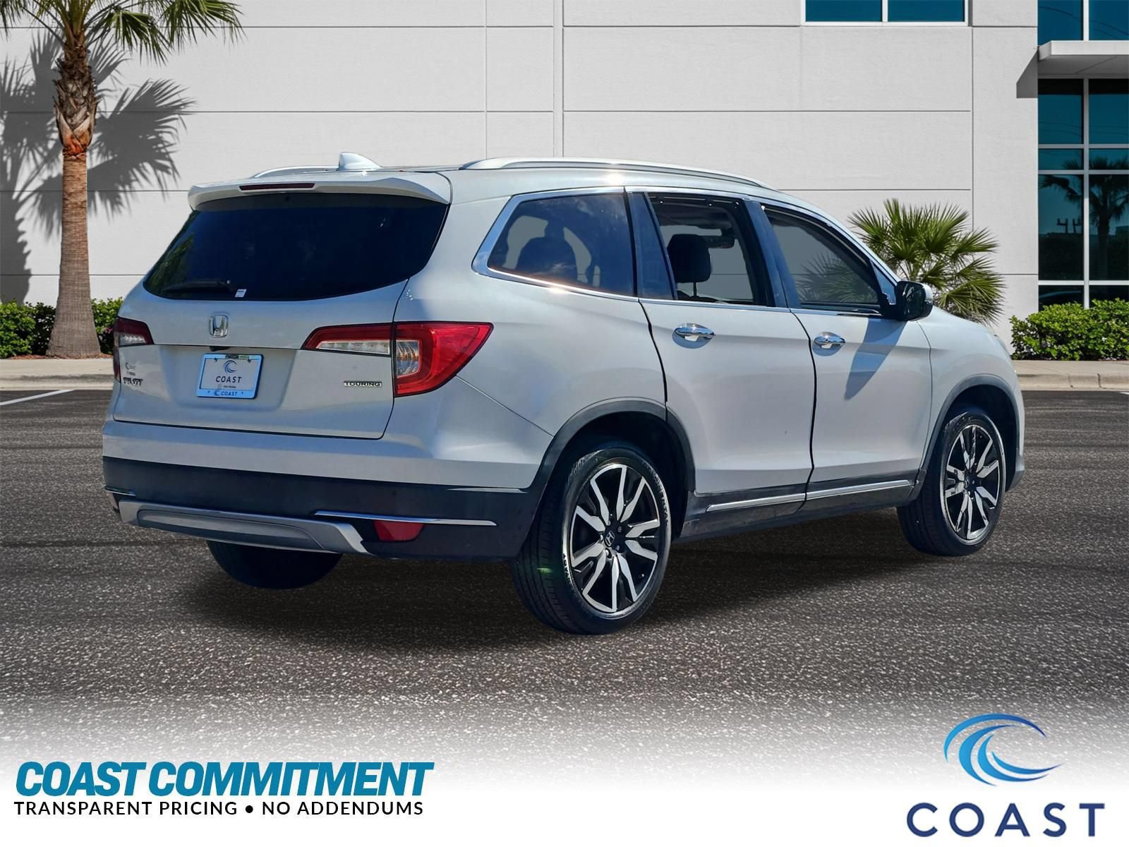 Used 2020 Honda Pilot Touring image 6