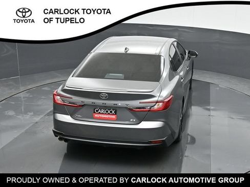 Used 2025 Toyota Camry SE w/ Convenience Package FWD image 29