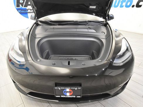 Used 2023 Tesla Model Y Long Range AWD/4WD image 35
