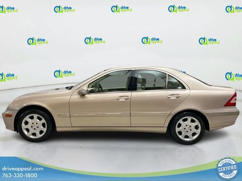 Used 2005 Mercedes-Benz C 320 4MATIC Sedan image 8