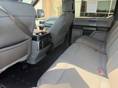 Used 2019 Ford F150 XLT w/ Equipment Group 302A Luxury AWD/4WD image 21