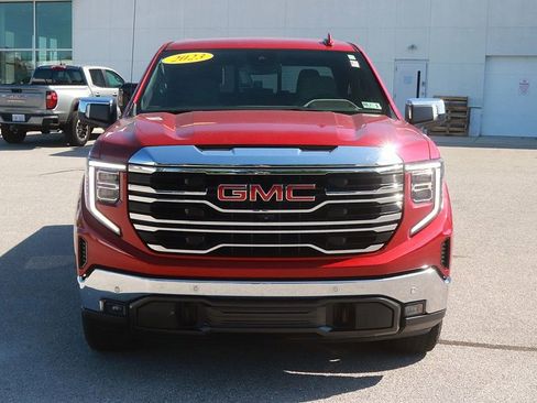 Used 2023 GMC Sierra 1500 SLT w/ SLT Premium Plus Package AWD/4WD image 2