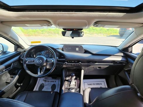 Used 2021 MAZDA MAZDA3 s image 13