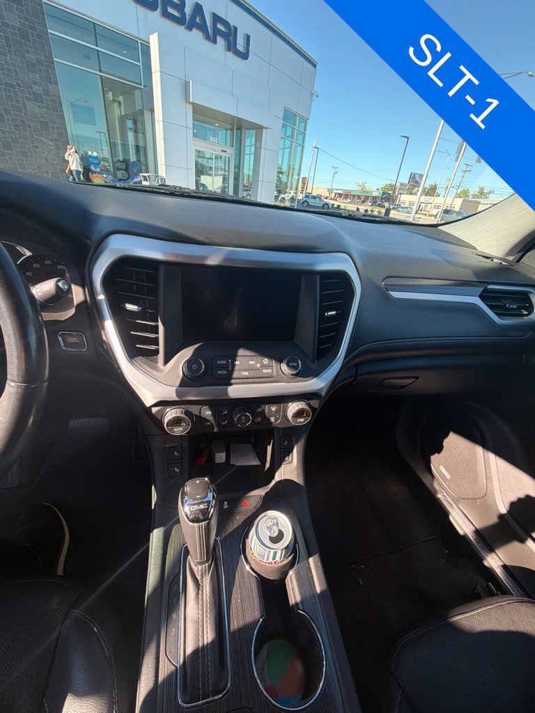 Used 2017 GMC Acadia SLT AWD/4WD image 12