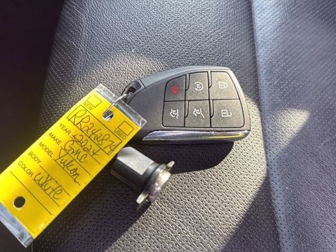 Certified 2024 GMC Yukon SLT RWD image 25