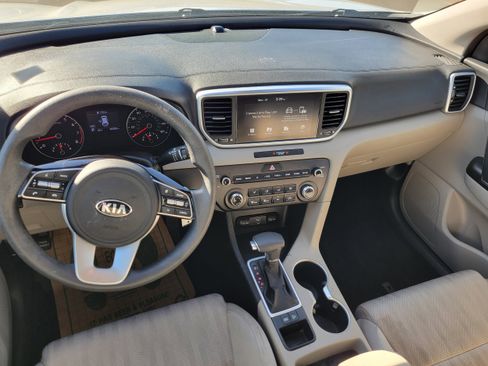 Used 2022 Kia Sportage LX image 13
