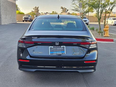 Used 2024 Honda Accord Sport image 4