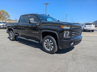 Used 2022 Chevrolet Silverado 2500 LTZ w/ Carhartt Edition AWD/4WD video 2