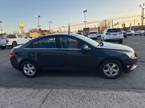Used 2014 Chevrolet Cruze LT image 6