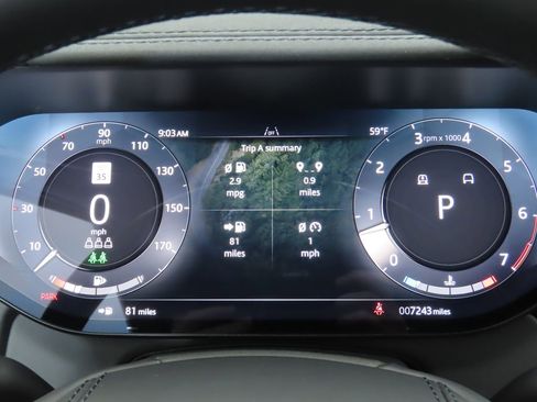 Certified 2025 Land Rover Range Rover Long Wheelbase SE image 33