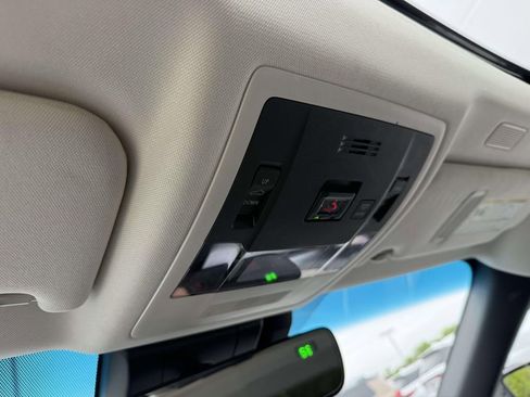 Used 2024 Lexus ES 350 w/ Premium Package FWD image 25