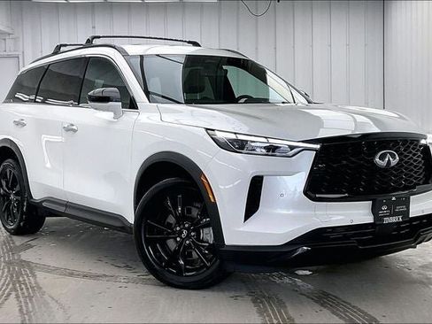 Certified 2025 INFINITI QX60 Luxe w/ Black Edition image 35