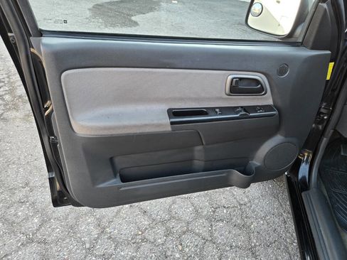 Used 2004 Chevrolet Colorado 2WD Extended Cab w/ Comfort Convenience Package image 21