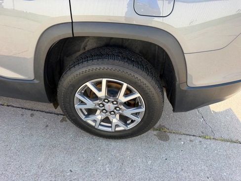 Used 2021 GMC Acadia SLT FWD image 7