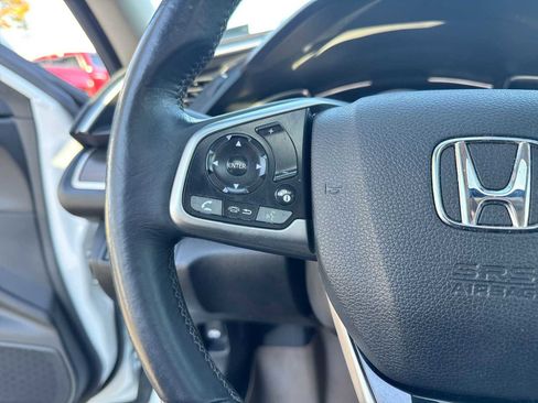Used 2019 Honda Civic Touring image 25