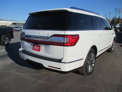 Used 2020 Lincoln Navigator L Reserve w/ Luxury Package image 4