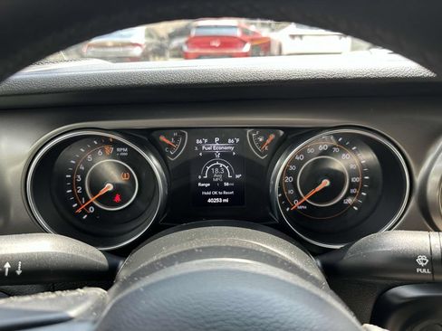 Used 2020 Jeep Wrangler Unlimited Sport S AWD/4WD image 24