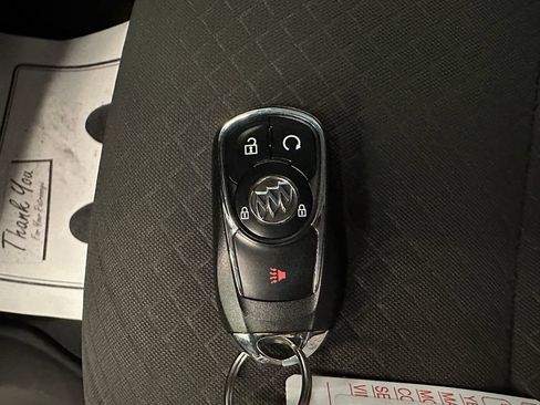 Used 2021 Buick Encore Preferred w/ Safety Package AWD/4WD image 21