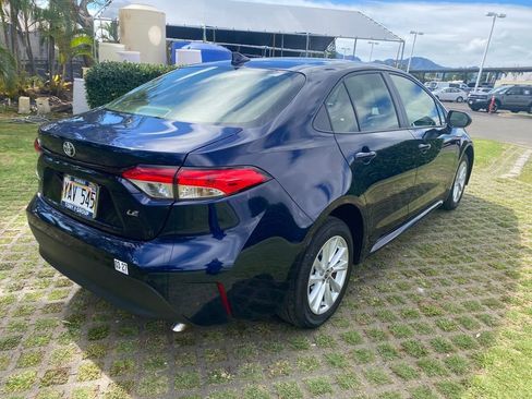 Used 2025 Toyota Corolla LE image 7