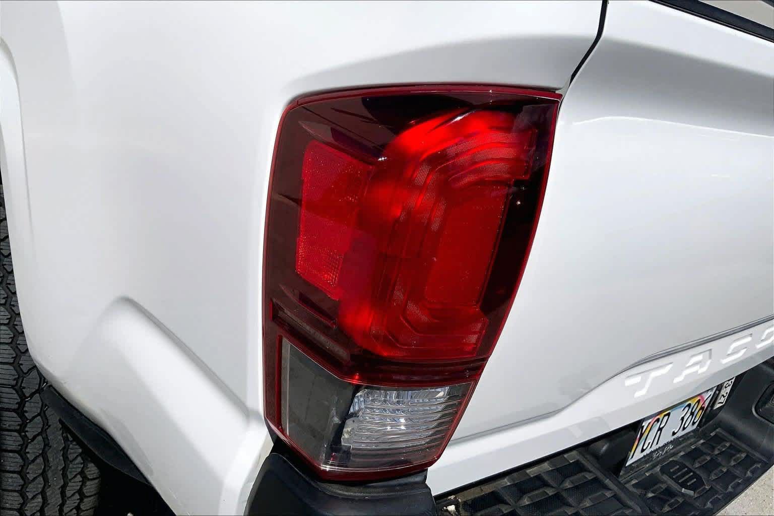 Used 2022 Toyota Tacoma SR RWD image 32
