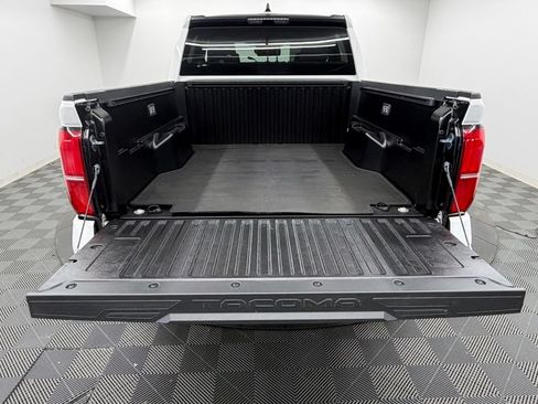 Used 2026 Toyota Tacoma SR5 RWD image 15