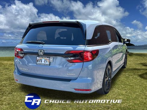Used 2023 Honda Odyssey Sport image 7
