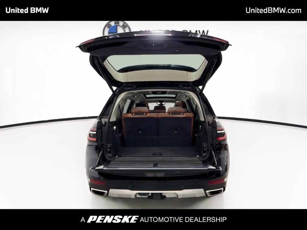 Used 2023 BMW X7 xDrive40i w/ Executive Package AWD/4WD image 22