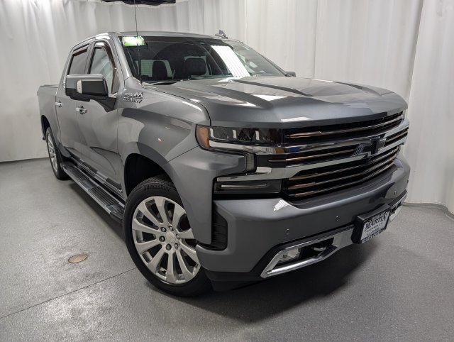 Used 2021 Chevrolet Silverado 1500 High Country w/ Technology Package AWD/4WD image 2
