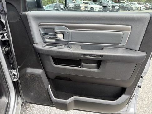 Used 2024 RAM 1500 Classic SLT AWD/4WD image 14