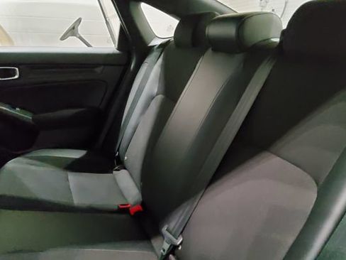 Used 2023 Honda Civic Sport image 17