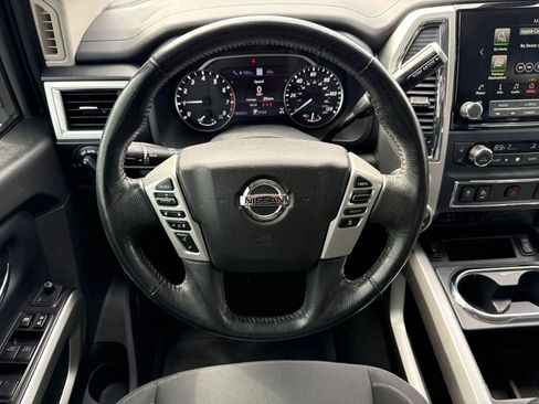 Certified 2021 Nissan Titan SV w/ SV Convenience Package image 14