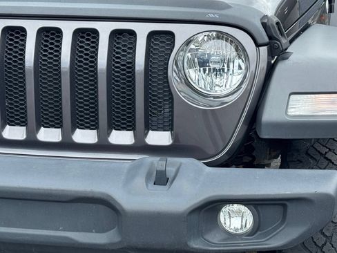 Used 2018 Jeep Wrangler Sport AWD/4WD image 55