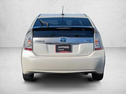 Used 2015 Toyota Prius Prime Advanced image 7