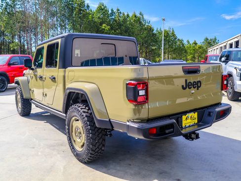 New 2026 Jeep Gladiator Willys AWD/4WD image 6