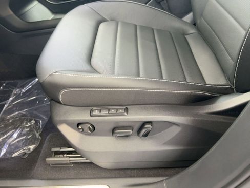 New 2026 Volkswagen Atlas Cross Sport SEL R-Line image 14