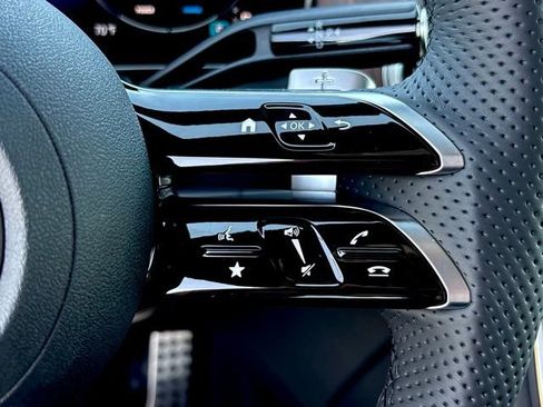 New 2026 Mercedes-Benz GLC 300 4MATIC image 17
