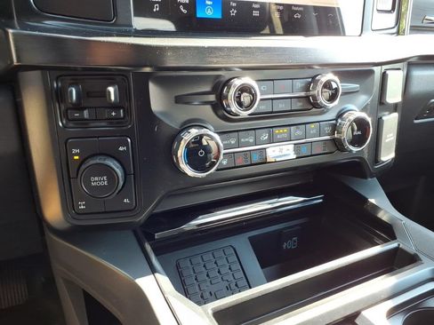 New 2026 Ford F350 Lariat w/ Black Appearance Package AWD/4WD image 22