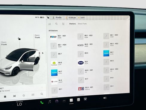 Used 2023 Tesla Model Y Performance AWD/4WD image 14