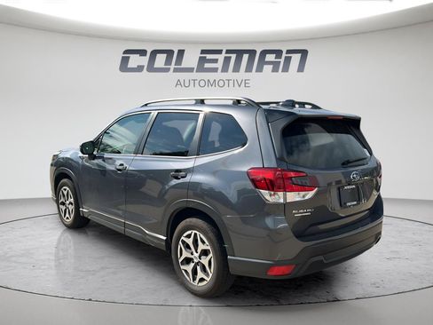Used 2024 Subaru Forester Premium AWD/4WD image 4