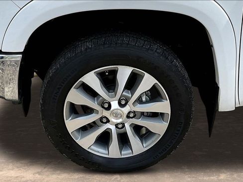 Used 2017 Toyota Tundra Limited w/ Limited Premium Package AWD/4WD image 36