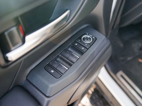 Used 2025 Toyota Land Cruiser image 30