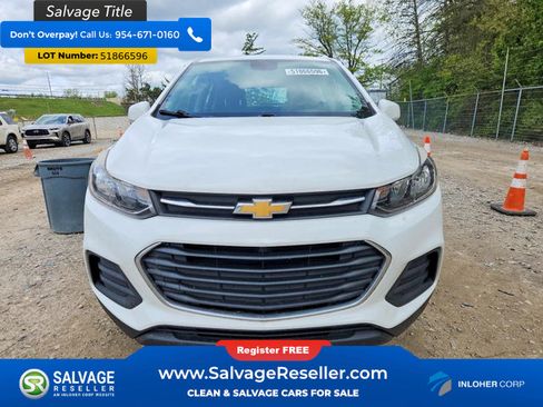 Used 2017 Chevrolet Trax LS AWD/4WD image 7