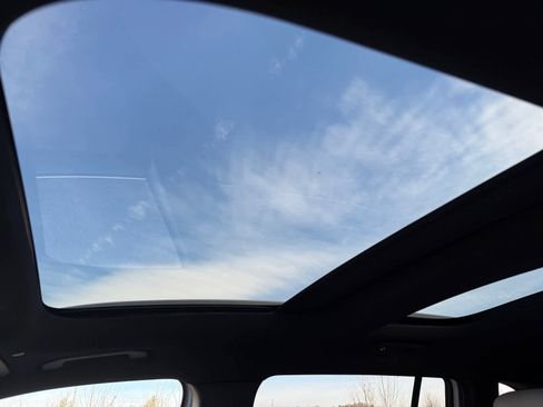 Used 2026 Mercedes-Benz GLB 250 4MATIC image 26