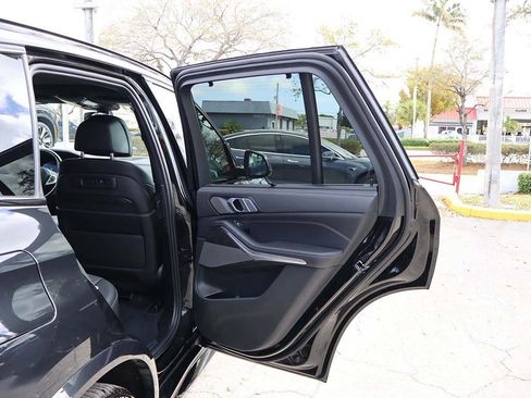 Used 2023 BMW X5 sDrive40i w/ Executive Package image 31