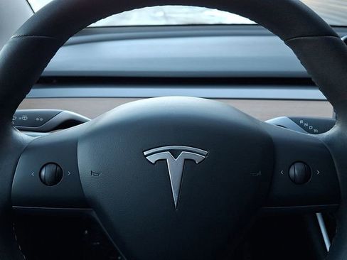 Used 2020 Tesla Model 3 Performance image 25